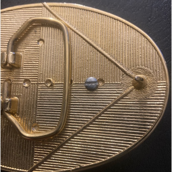 Rare Find Gold & Black Oval Shaped Floral & Leaf Design Belt Buckle - Picture 12 of 16